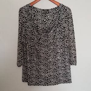 {Style & Co} Black White Silver Giraffe Print Top